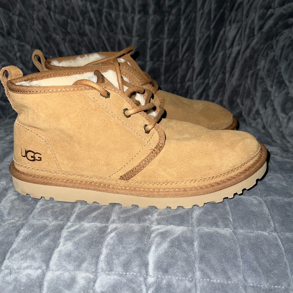 Uggs Nuemel Chukka Boot